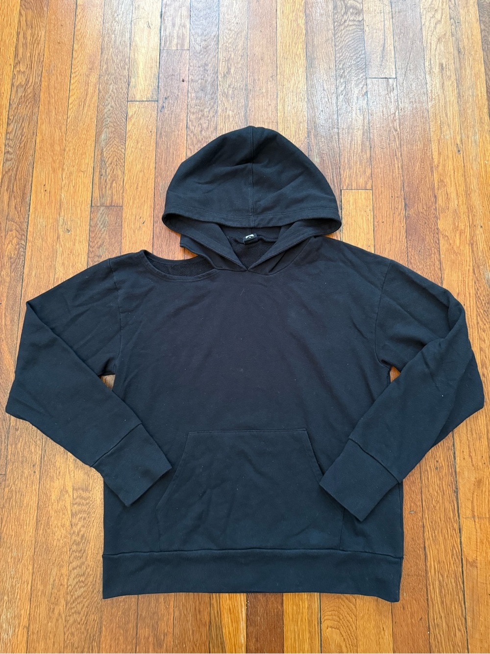 PixieLane Black Hoodie Sweatshirt Neck Cutout Pullover Women's Medium